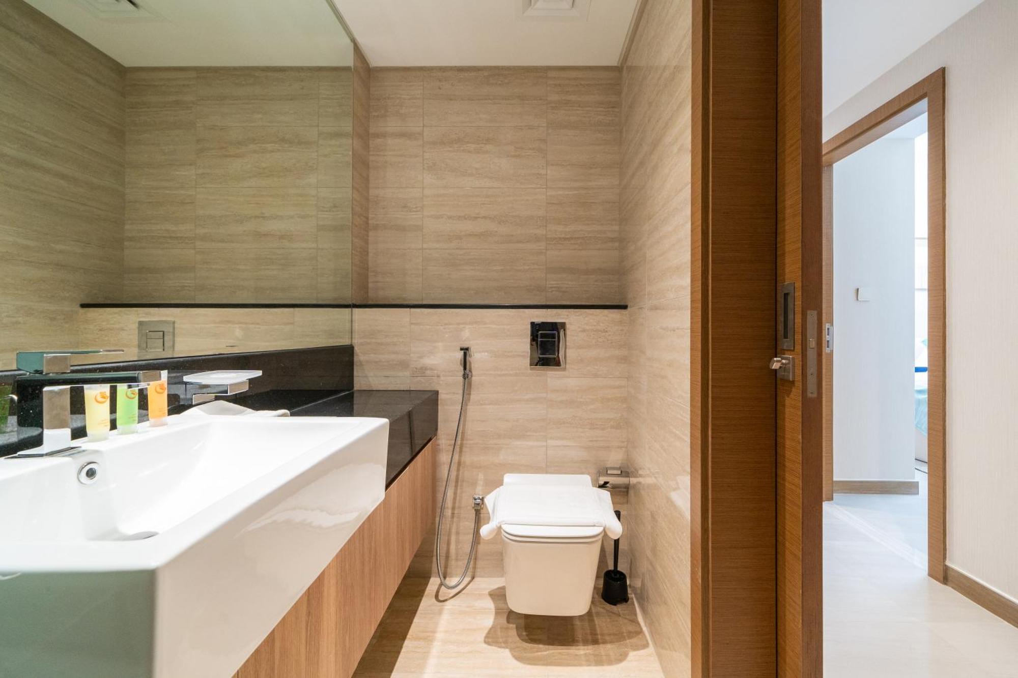 1br Missoni Branded Luxury & Comfort Combined Apartment Dubai